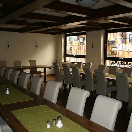 Hotel Restaurant Zum Schwanen Bruchköbel Esterno foto